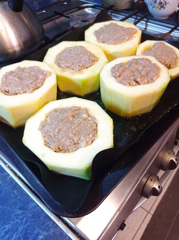 Кабачки фаршированные