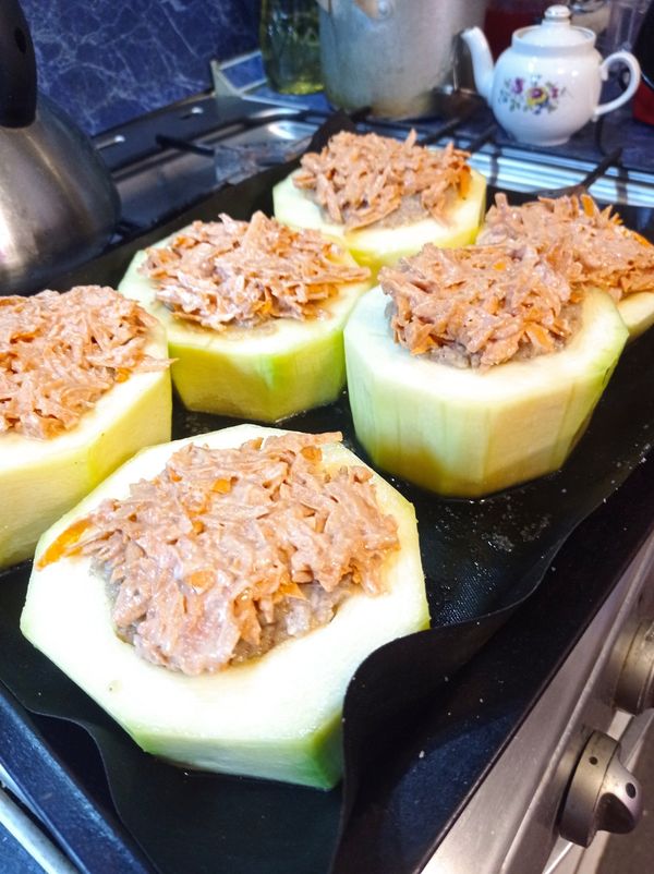 Кабачки фаршированные