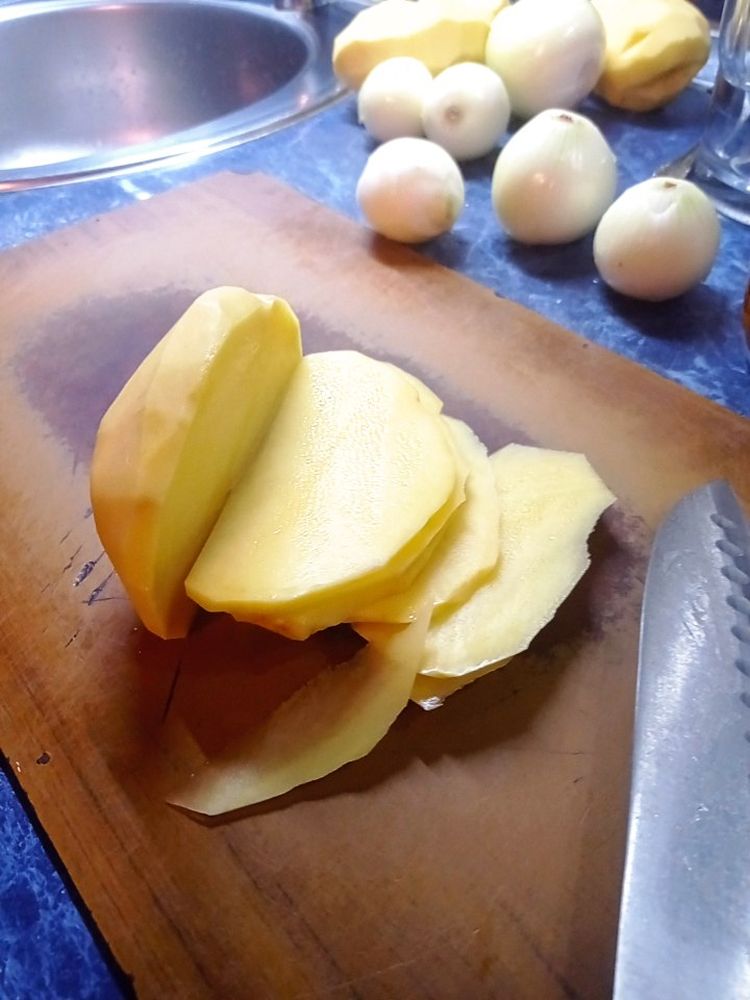 Пирог с мойвой