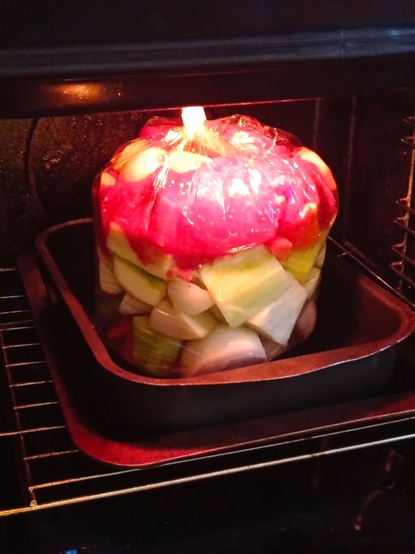 Икра кабачковая в рукаве запеченная в духовке