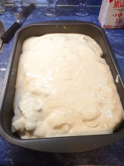 Пирог с мойвой